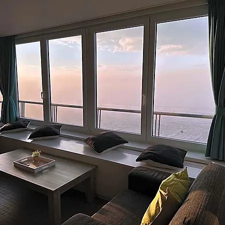 Novo Panoramic Sea View Apart-hotel De Panne
