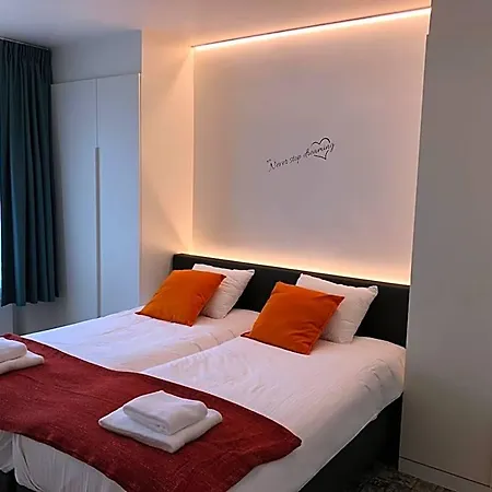 Apart-hotel Novo Panoramic Sea View De Panne