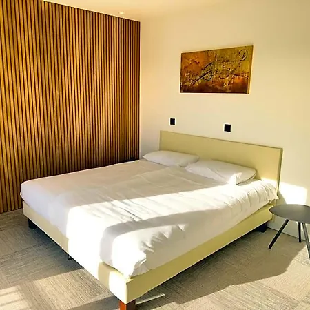 Apart-hotel Novo Panoramic Sea View 4*