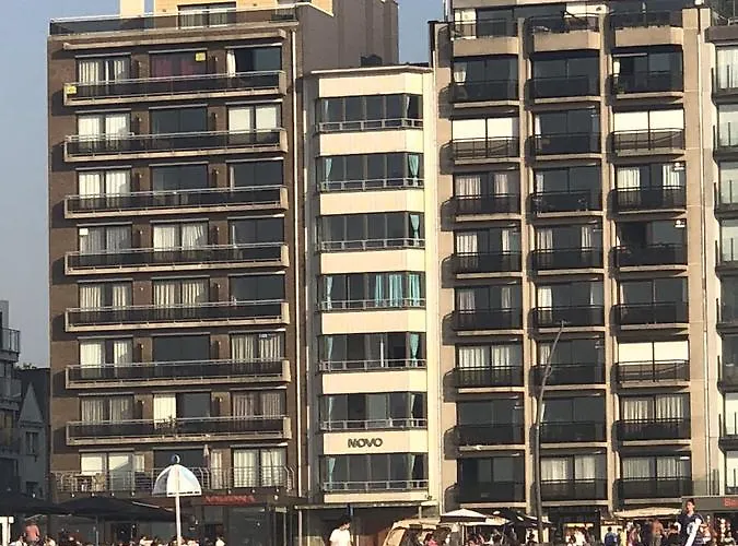 Novo Panoramic Sea View 4* De Panne